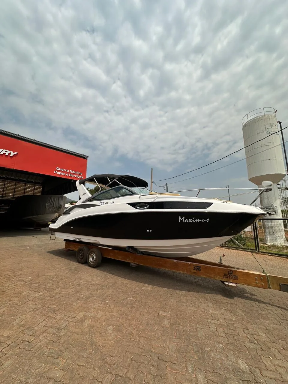 Lancha Focker 275 - Imagem 16