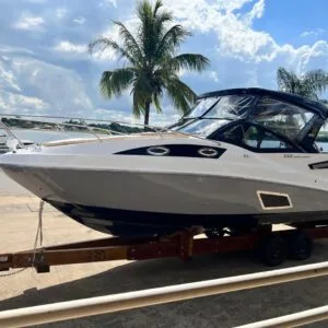 Lancha Focker 333 GRAN TURISMO GREY EDITION