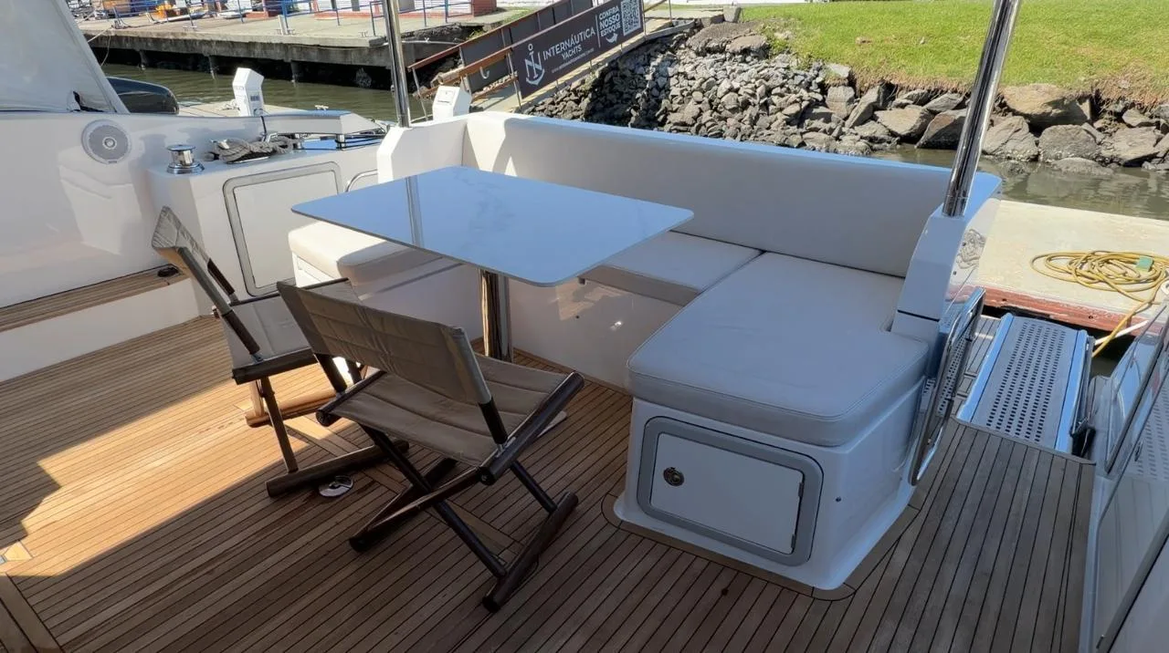 Azimut 56 2017 - Imagem 8