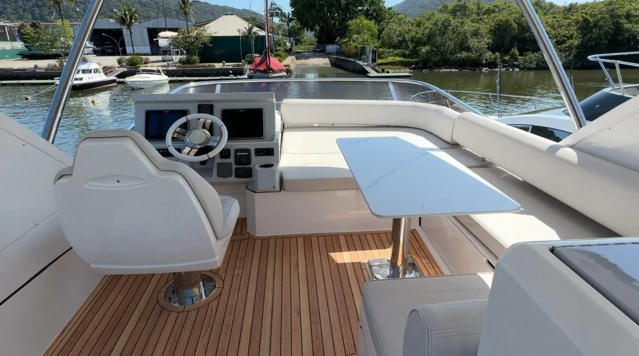 Azimut 56 2017 - Imagem 13